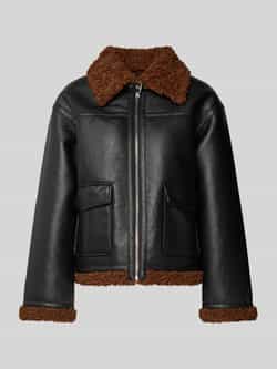 B.Young Jack in leerlook model 'Balino'