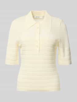 Gestuz Poloshirt van viscosemix met korte knoopsluiting