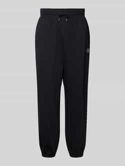 The North Face Regular fit sweatpants met labelstitching