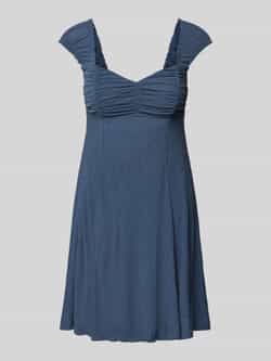 Only Getailleerde mini-jurk met plooien model 'HELDA'