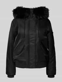 Khujo Jack met klepzakken model 'TYLA'