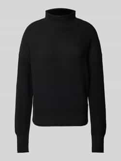 Q S designed by Gebreide trui met een ribcol