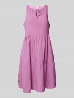 QS Knielange jurk in laagjeslook