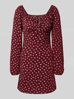 Only Getailleerde mini-jurk met structuurmotief model 'HILLARY'