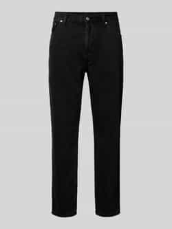 Weekday Relaxed fit jeans in 5-pocketmodel model 'Barrel'
