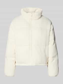 Review Gewatteerd jack met opstaande kraag en labelstitching