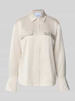 Style Icon Collection Satijnen blouse met knoopsluiting curated by Anouk Yve