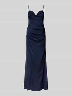 Hey Kyla Avondjurk van satijn met plooien