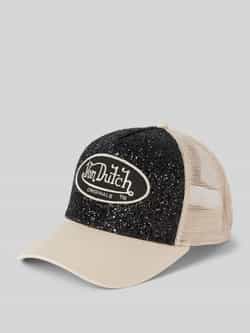 Von Dutch Trucker-pet met labelpatch model 'TRUCKER NEW YORK'