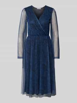 MORE & MORE Midi-jurk met V-hals