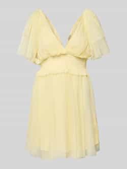 Lace & Beads Cocktailjurk met V-hals en tailleband