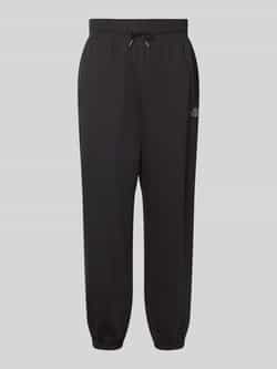 The North Face Regular fit sweatpants met labelstitching
