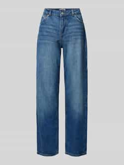 Review Essentials straight leg jeans