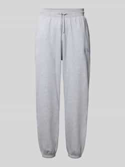 The North Face Regular fit sweatpants met labelstitching