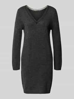 Only Getailleerde gebreide jurk met V-hals model 'TAMMY'