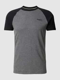 Superdry T-shirt met raglanmouwen model 'Essential logo'