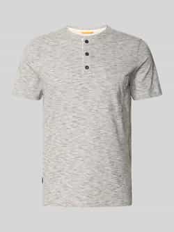Camel active T-shirt met borstzak model 'Henley'