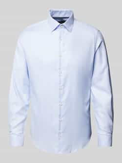 Jake*s Slim fit zakelijk overhemd met kentkraag