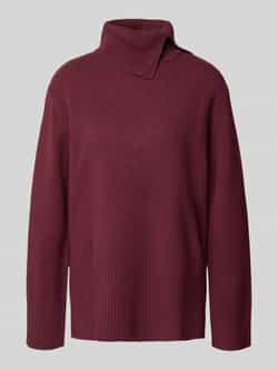 Christian Berg Woman Gebreide pullover van lanawol met col en zijsplitten