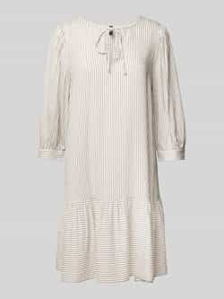 Vero Moda Knielange jurk met V-hals