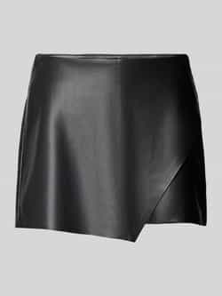 Only Regular fit skort in kunstleerlook model 'MIST'