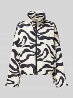 Only Boxy fit regenjack met all-over motief model 'BETTY'