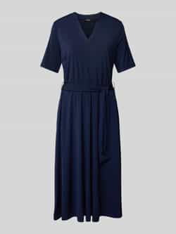 MORE & MORE Midi-jurk met V-hals en strikceintuur