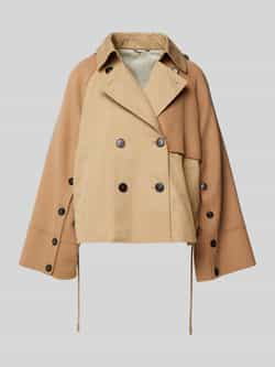 Weekend Max Mara Jack met platte kraag model 'BAZAR'