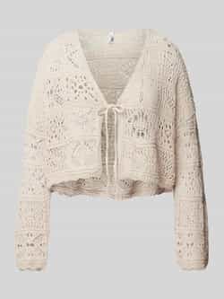 Only Kort gebreid jack met broderie anglaise model 'BEACH LIFE'