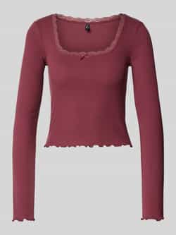 Only Slim fit shirt met lange mouwen en met kant versierde boothals model 'WILMA'