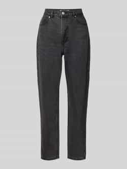 Review Essentials mom jeans