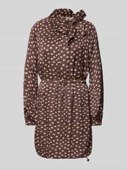 RINASCIMENTO Cocktailjurk met opstaande kraag