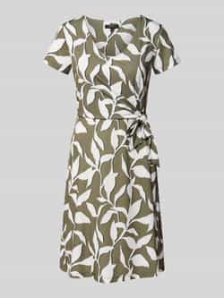 MORE & MORE Knielange jurk met knoopdetail