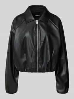 Only Regular fit bomberjack in leerlook model 'SARAMY'