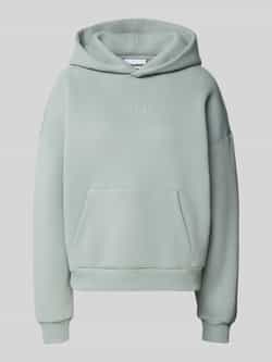 Review Hoodie met labelstitching