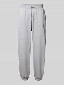The North Face Regular fit sweatpants met labelstitching