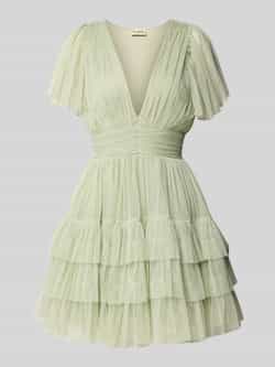 Lace & Beads Cocktailjurk met gelaagde look en V-hals