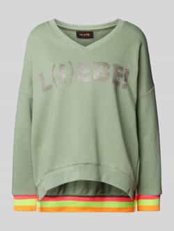 Miss goodlife Oversized sweatshirt met V-hals model 'L(I)EBE!'