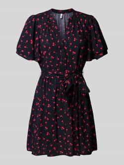 Only Getailleerde mini-jurk met strikceintuur model 'NOVA'