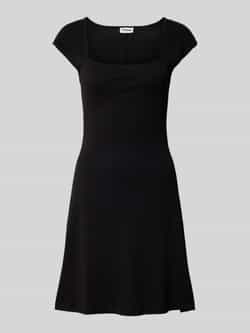 Noisy May Mini-jurk met vierkante hals model 'NEW SIGNE'
