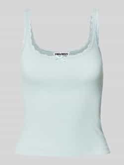 Review Tanktop met strikdetail