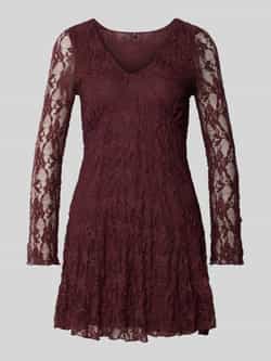 Only Kanten mini-jurk met V-hals model 'ALBA'