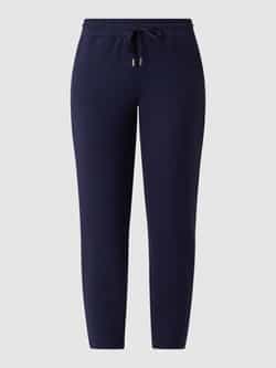 Christian Berg Woman Sweatpants met paspelzakken aan de achterkant