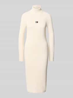 TOMMY JEANS Gebreide jurk TJW MOCKNECK BADGE SWEATER DRESS