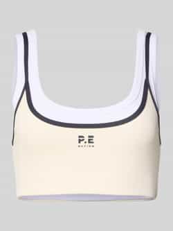 P.E Nation Sportbeha in dubbele-laagsjeslook model 'FORWARD'