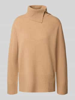 Christian Berg Woman Gebreide pullover van lanawol met col en zijsplitten