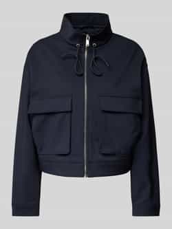 Opus Jack met opstaande kraag model 'Halva'