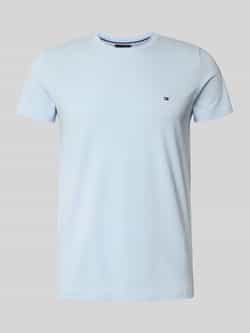 Tommy Hilfiger Slim fit T-shirt van een mix van katoen en elastaan