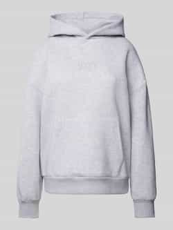Review Hoodie met labelstitching