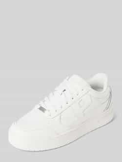 Pegador Sneakers met labelapplicatie model 'PULSE LOW'